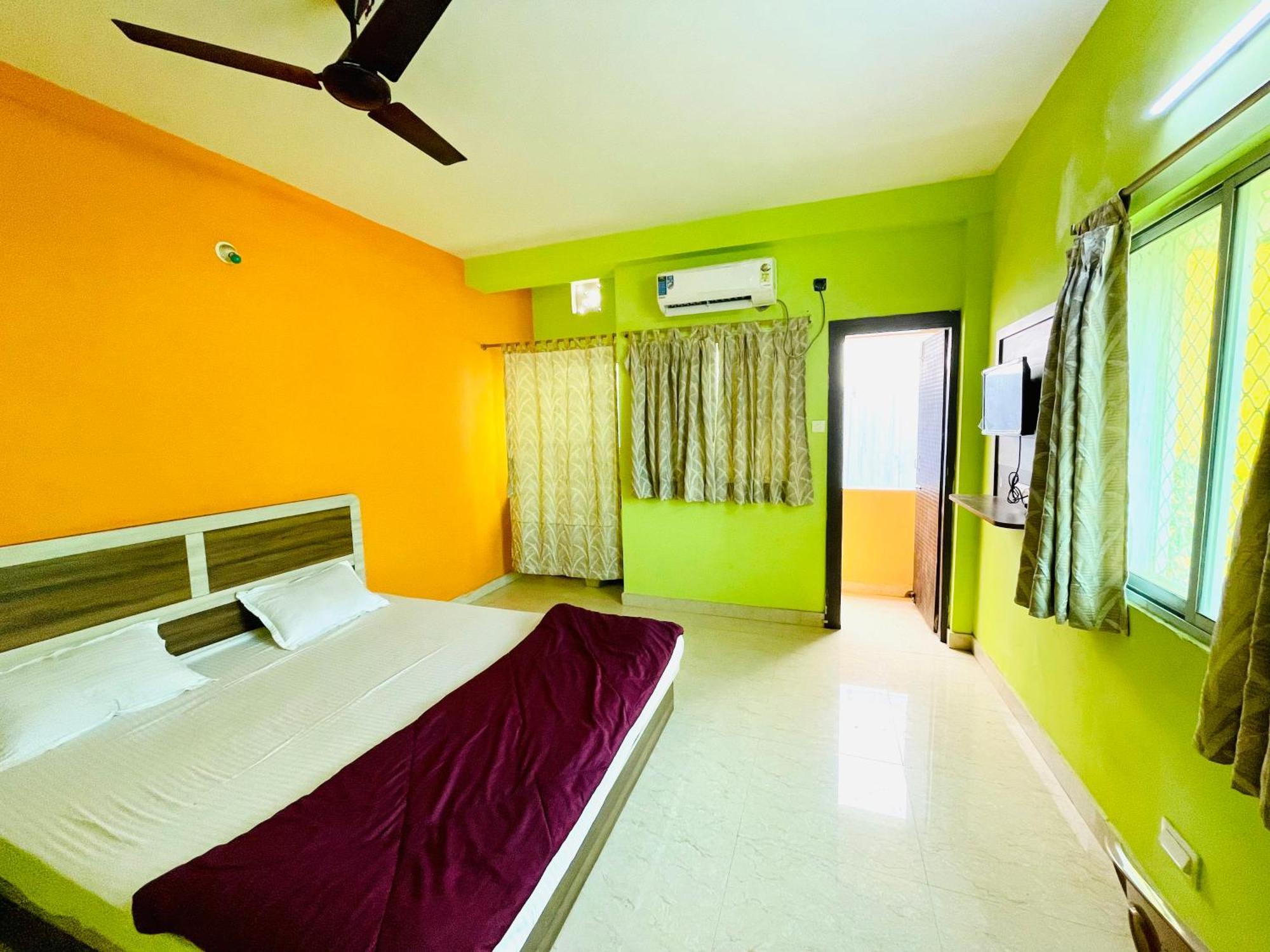 Hotel Falcon House ! Puri - Shriyash Group 外观 照片